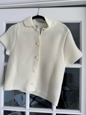 Zara Cream Short-Sleeve Collared Knit Cardigan